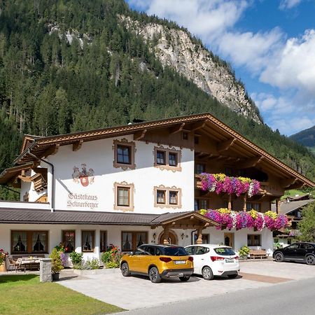 Gaestehaus Schneeberger Mayrhofen Buitenkant foto