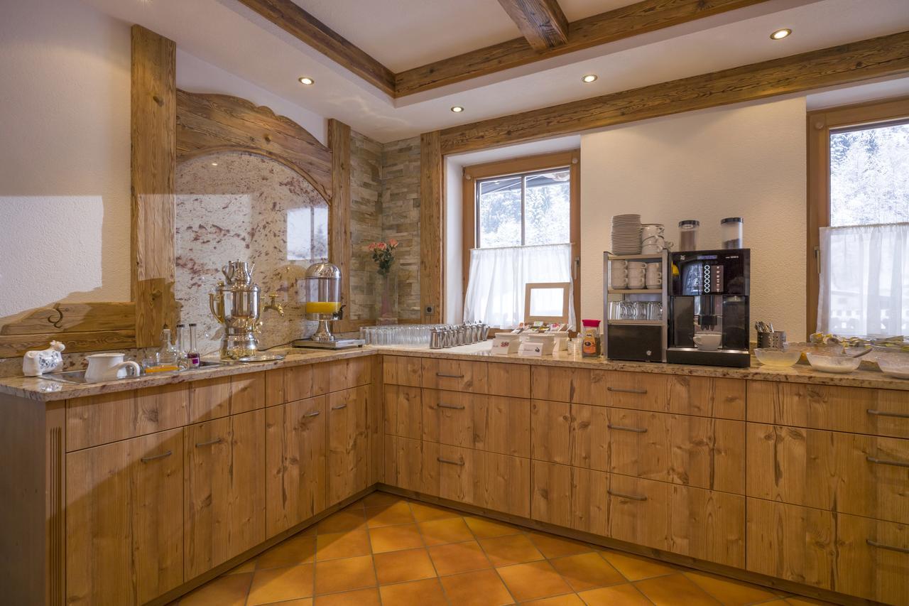 Gaestehaus Schneeberger Mayrhofen Buitenkant foto